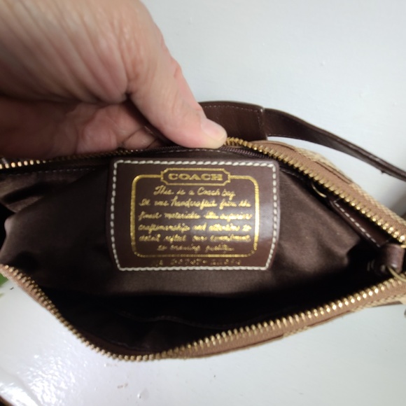 Coach Signature Stripe Zip Top Hobo VGC SOLD - Picture 10 of 11